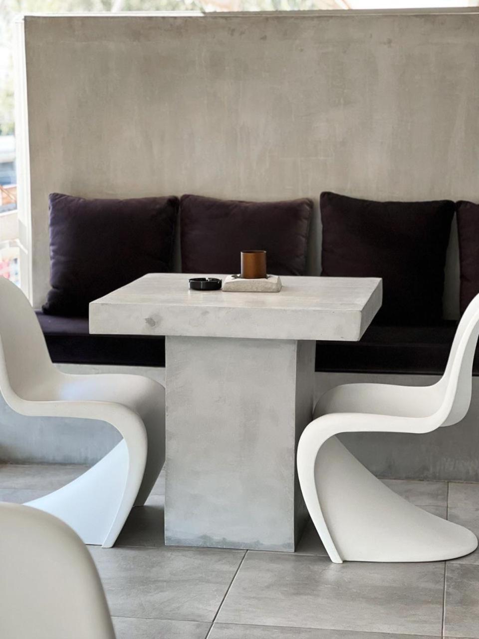 Casagold Glyfada Luxury Apartment Near The Sea เอเธนส์ ภายนอก รูปภาพ