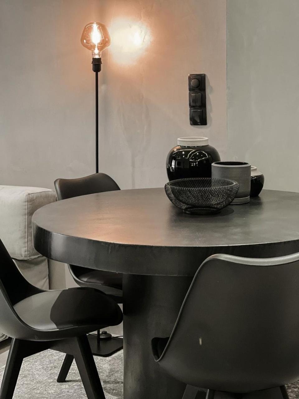 Casagold Glyfada Luxury Apartment Near The Sea เอเธนส์ ภายนอก รูปภาพ